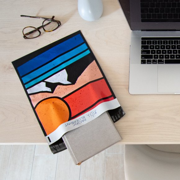 Polymailer 10x13, Mountain Print Shipping Bags. 50 - Picture 1 of 4